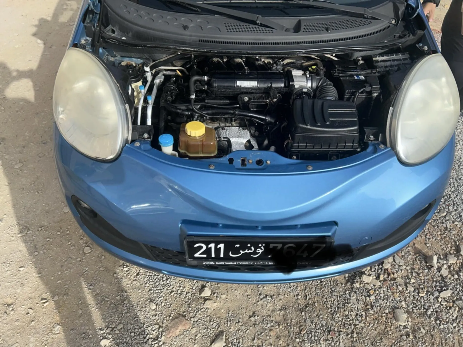 La voiture est entièrement d'origine.