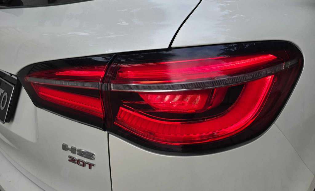 đ MG HS 2022 60.000km đ
đ on accepte l Ă©change des voitures