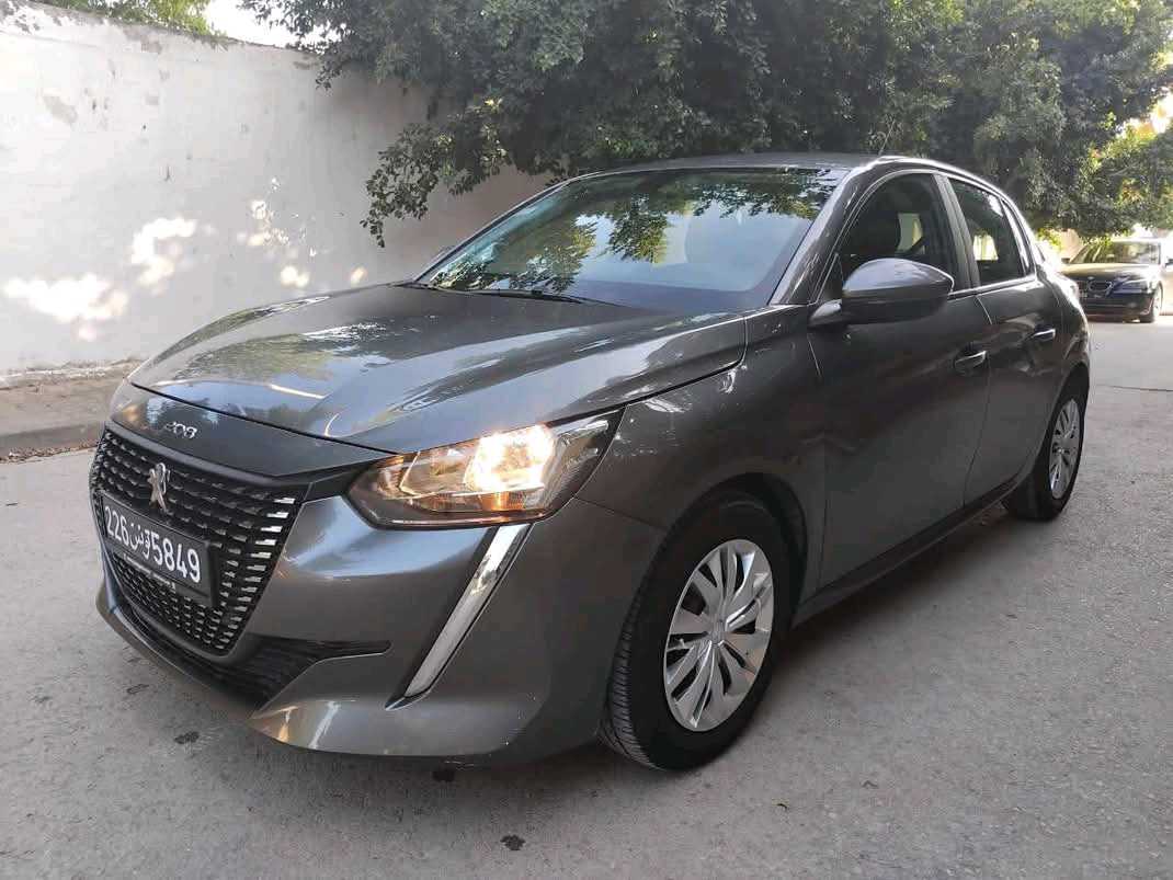 PEUGEOT 208 PREMIÈRE MAIN TRÈS PROPRE 