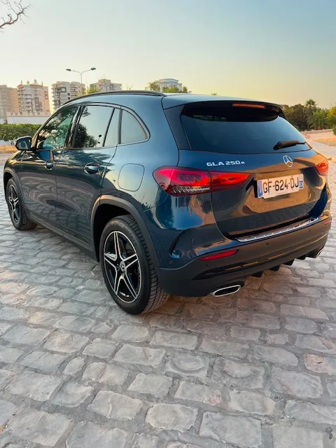 Mercedes GLA 250 E 8G-DCT