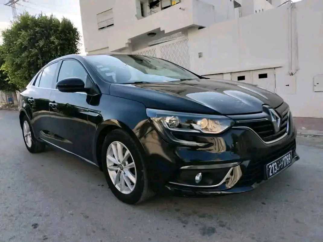 RENAULT MEGANE 4 FULL OPTION PREMIÈRE MAIN 