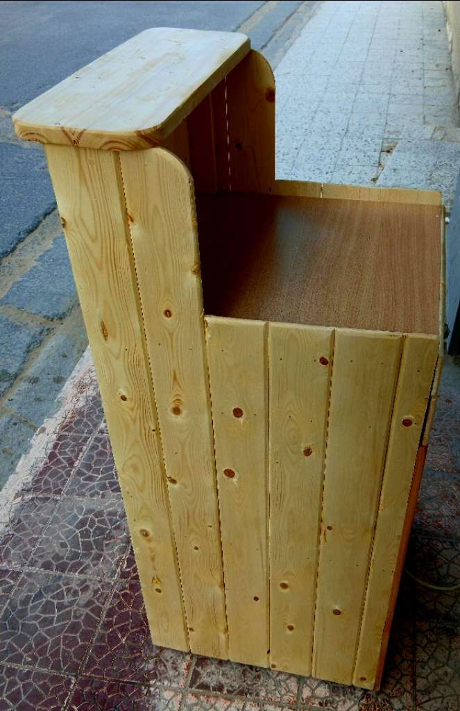 Caisse en bois naturel 