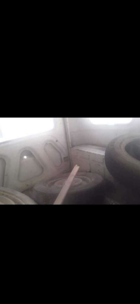 4L vendre complet ou Moteur