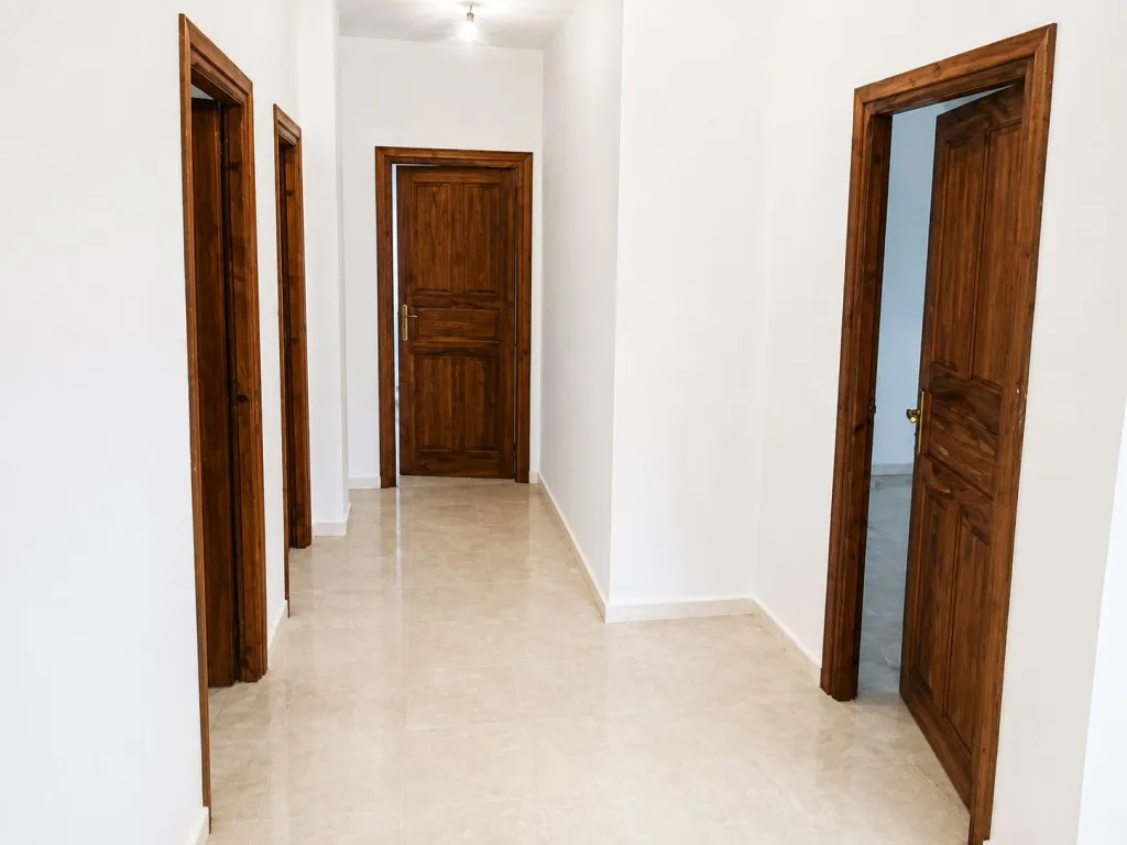 Maison R+2 avec 2 entrées – Mourouj 4