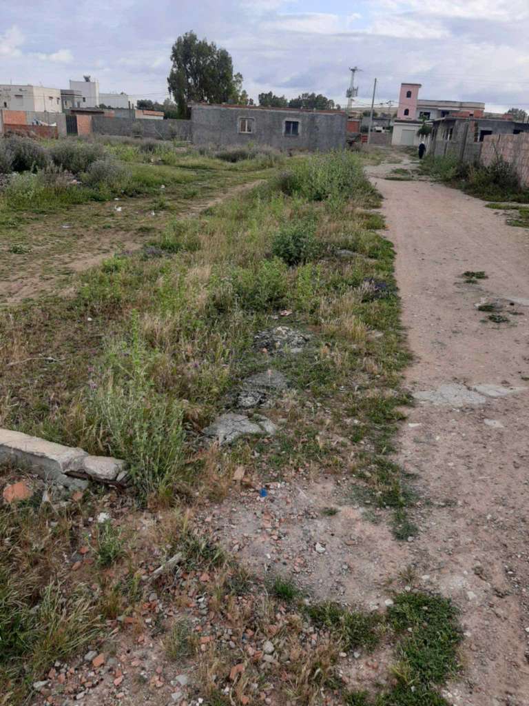 Terrain à vendre- أرض للبيع