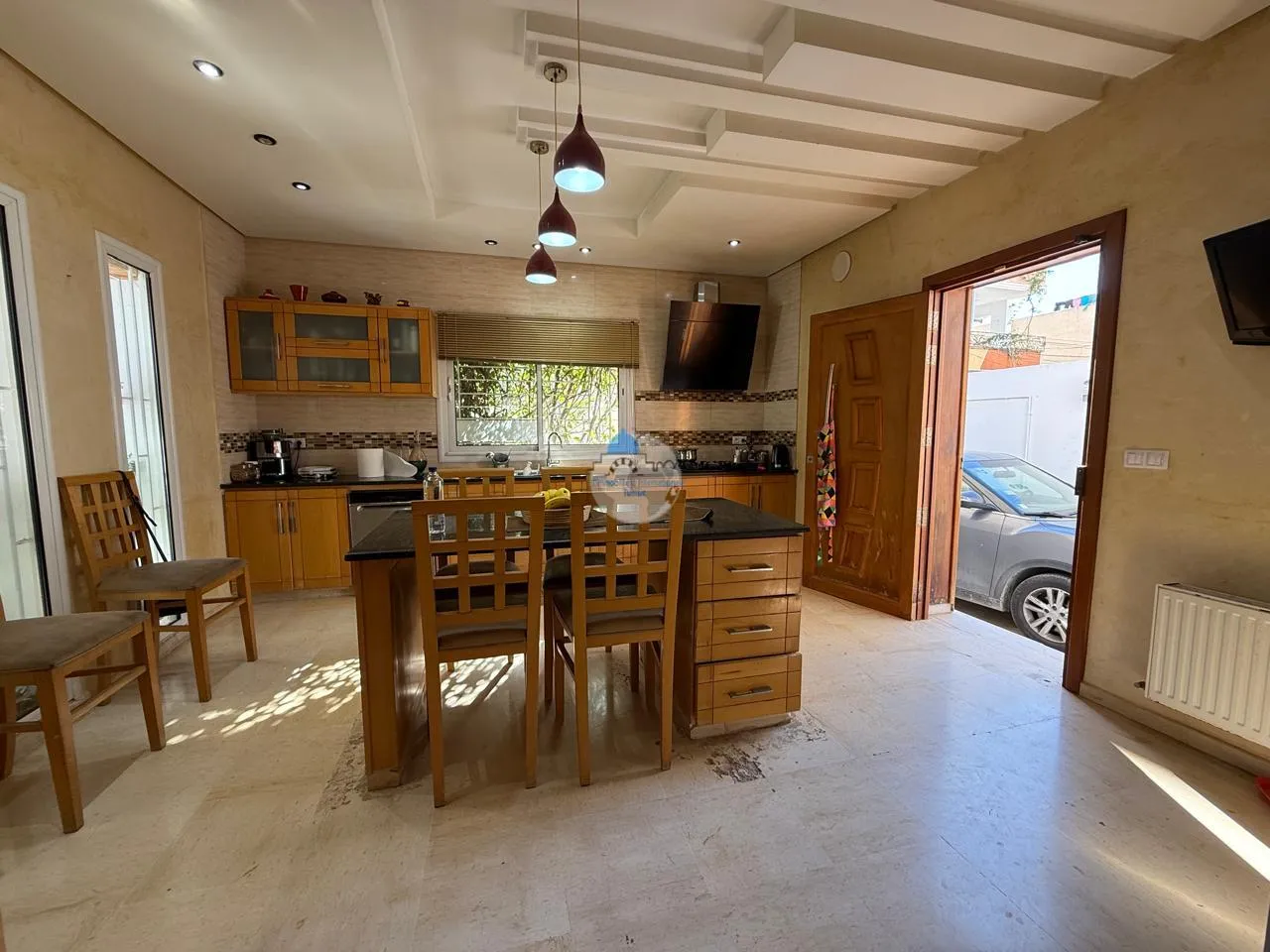 À 𝗩𝗲𝗻𝗱𝗿𝗲 villa S+3 à 𝗛𝗮𝗺𝗺𝗮𝗺 𝗦𝗼𝘂𝘀𝘀𝗲