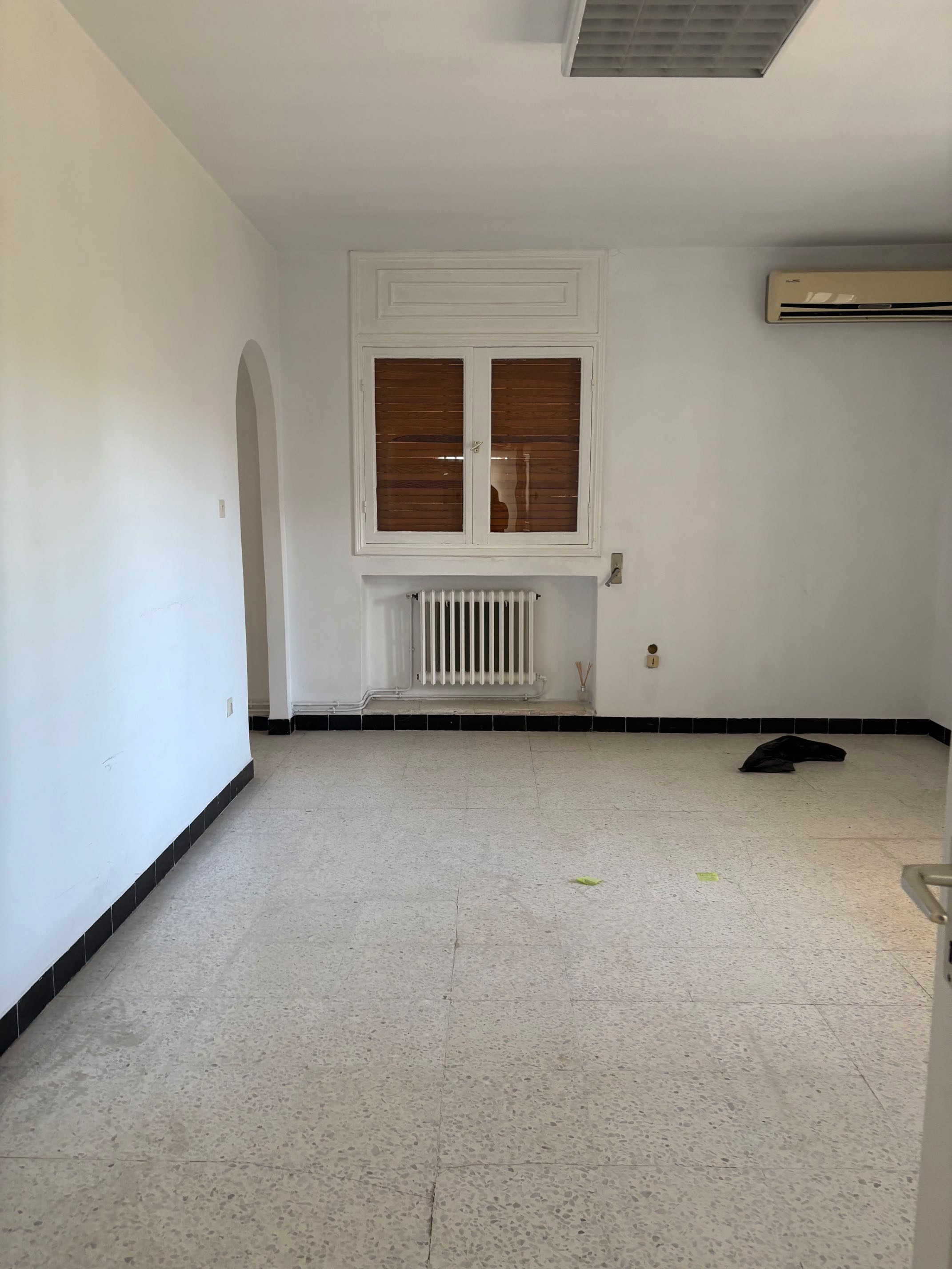 Vend villa à El Menzah6