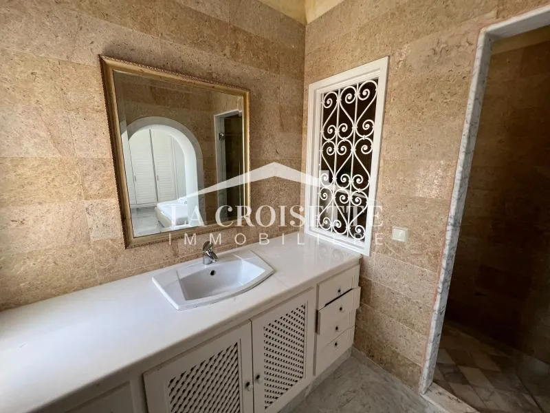 Duplex S+3 meublé à Gammarth MDL0740