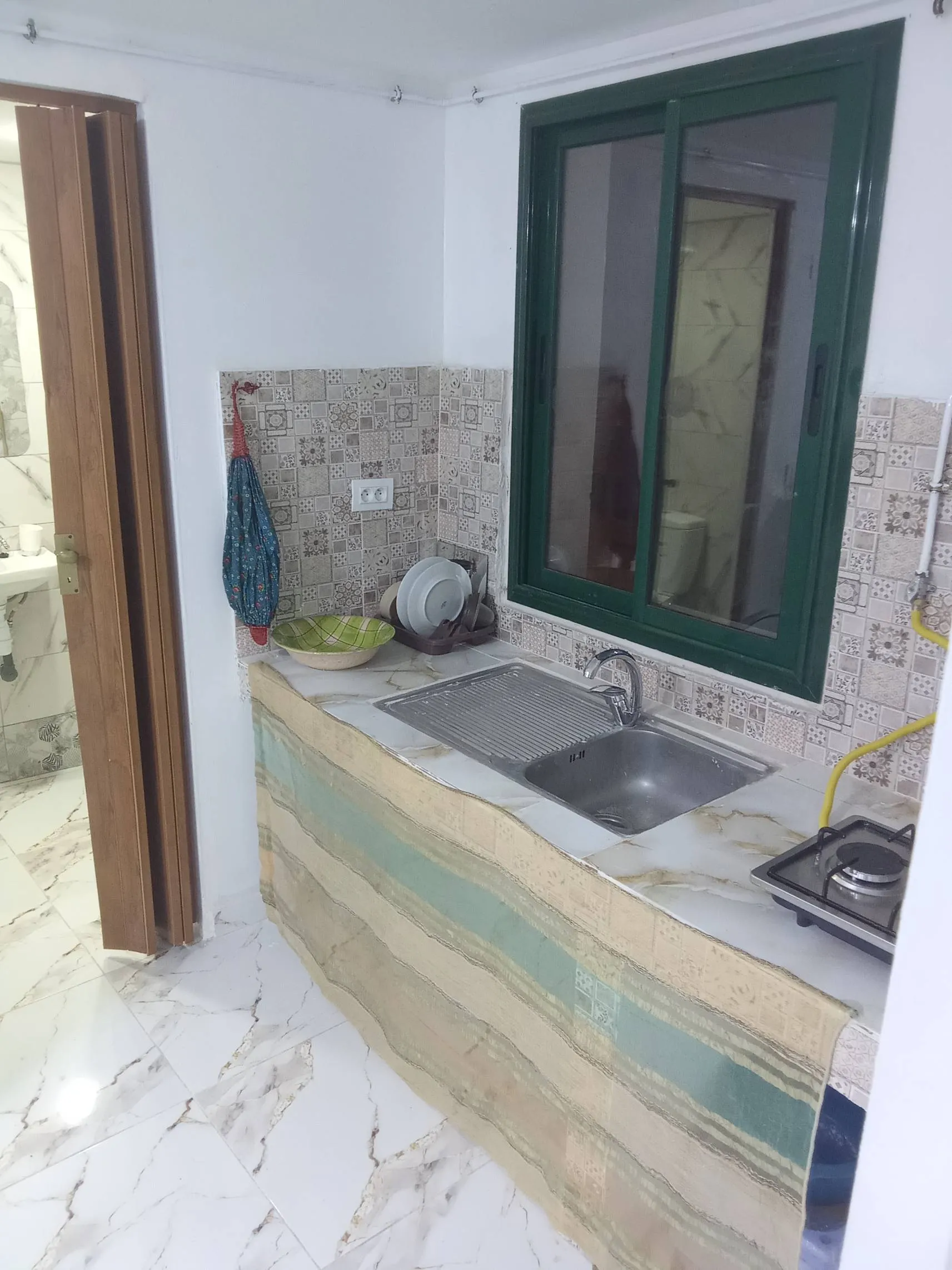 Studio S+2 Spacieux de 50m² - Quartier Calme & Chic - Proche Fac de Médecine