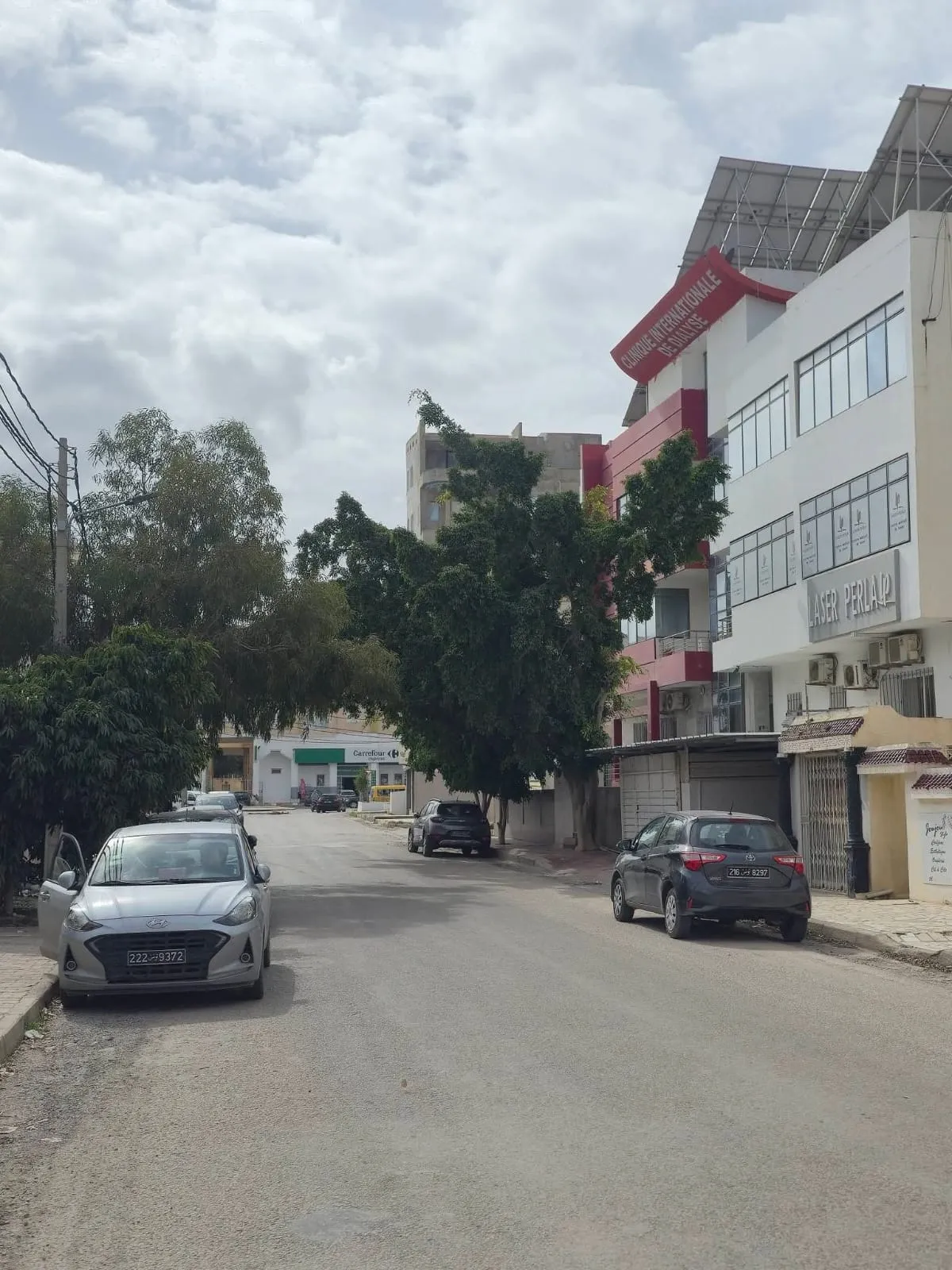 UN BEAU TERRAIN DE 740 m² A khezama_Est