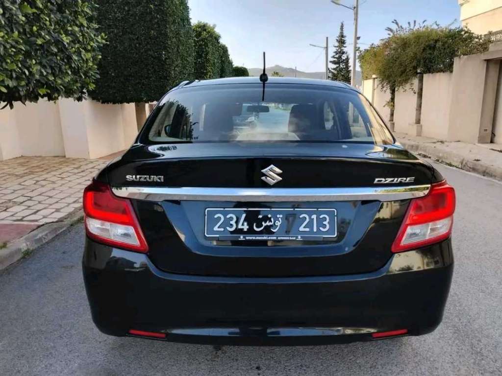 SUZUKI DZAIR PREMIÈRE MAIN EN ÉTAT NEUF 