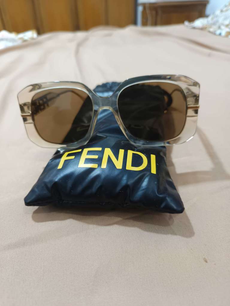 Lunettes solaires 