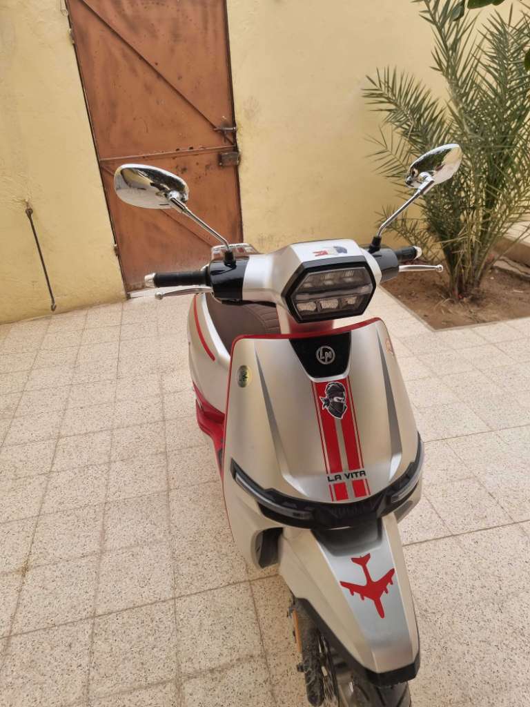 Vespa la vita 125