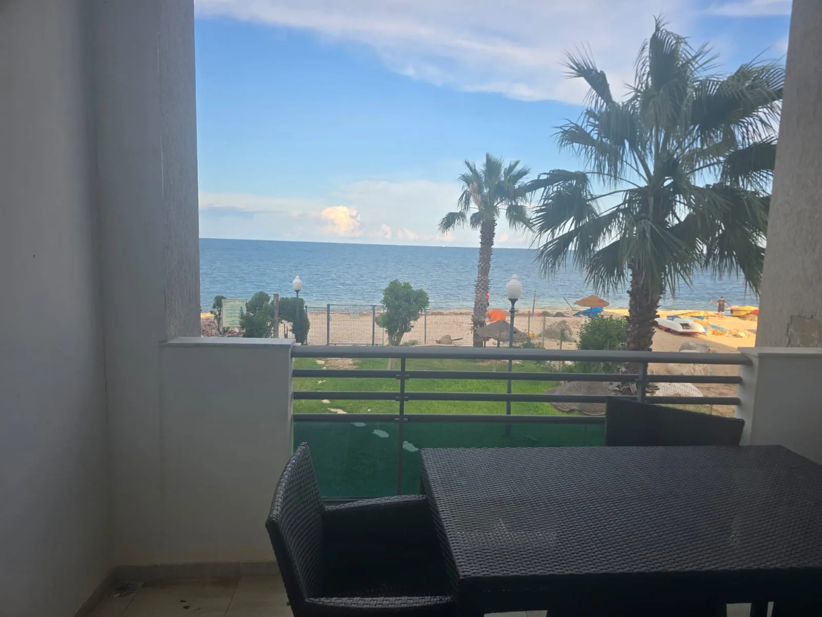 A vendre appartement luxes pied dans l’eau à chatt mariem