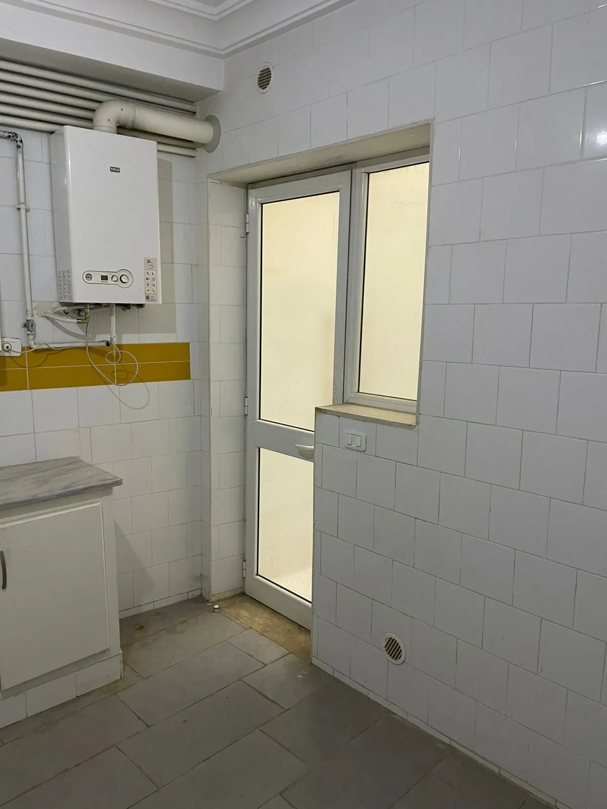 un appartement s+2 au rdc a louer situé a Bardo Rue Bayrouth