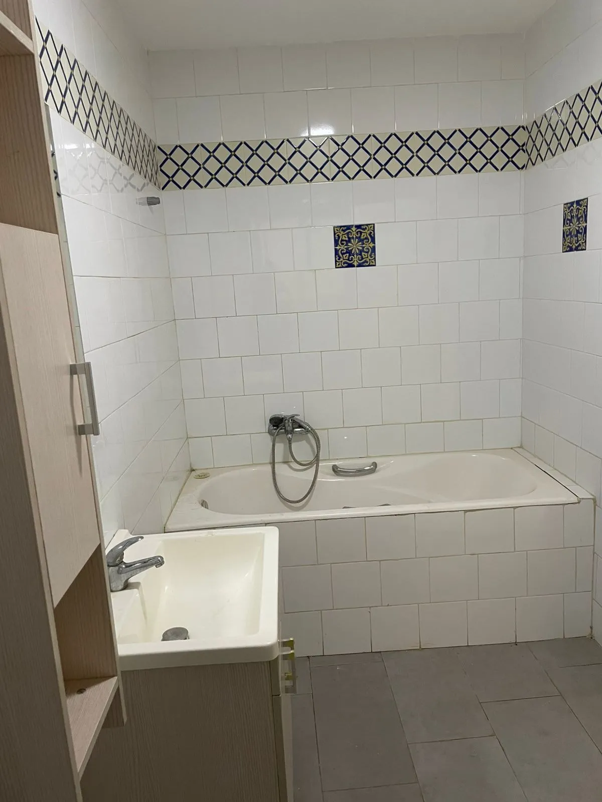 un appartement s+2 au rdc a louer situé a Bardo Rue Bayrouth