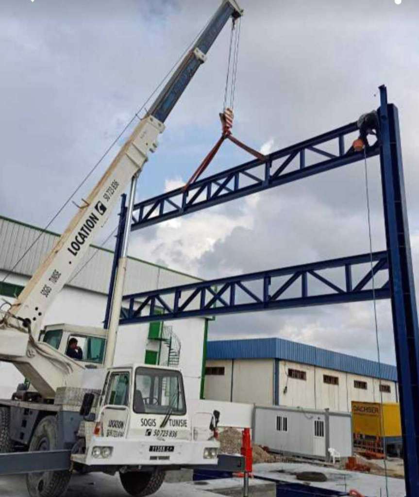 grue mobile 25 tonnes LIEBHERR double cabine