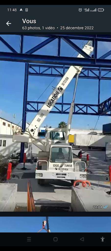 grue mobile 25 tonnes LIEBHERR double cabine