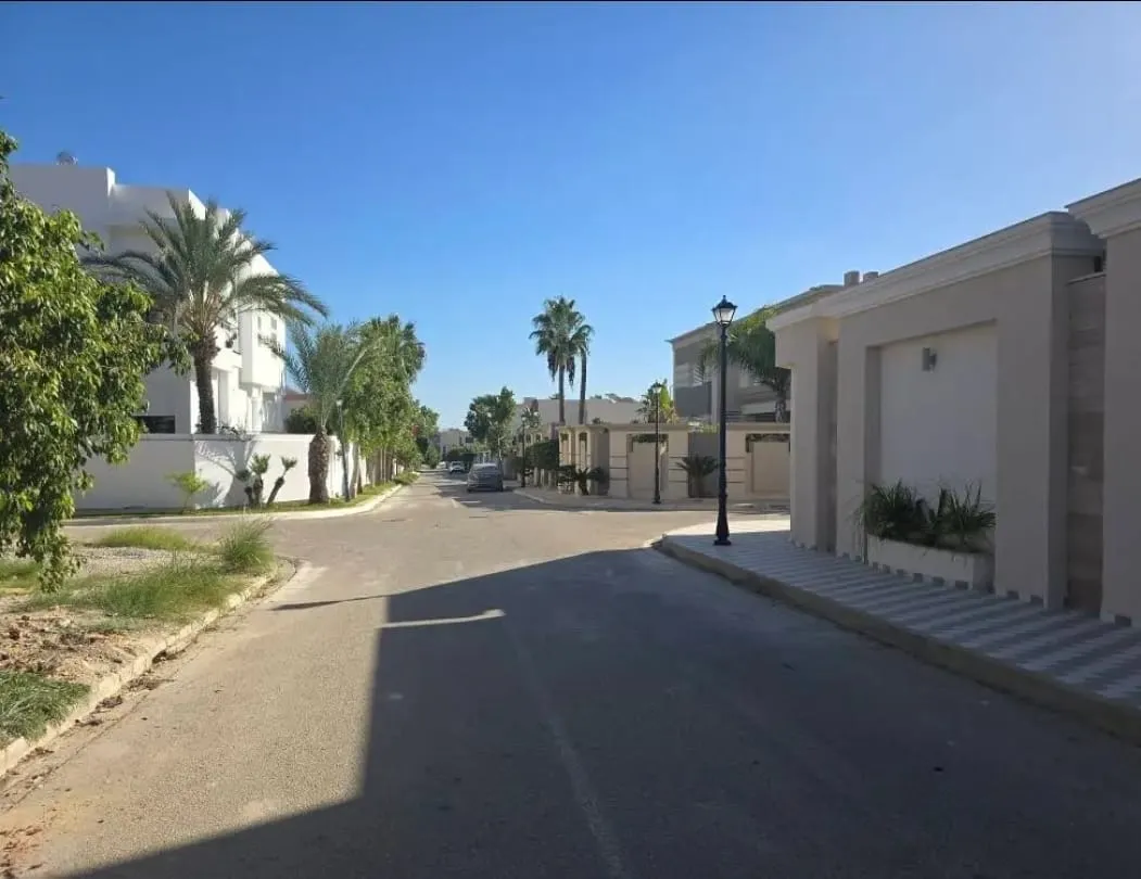 Avendre des villa et des terrain bais des  anges kantaoui sousse