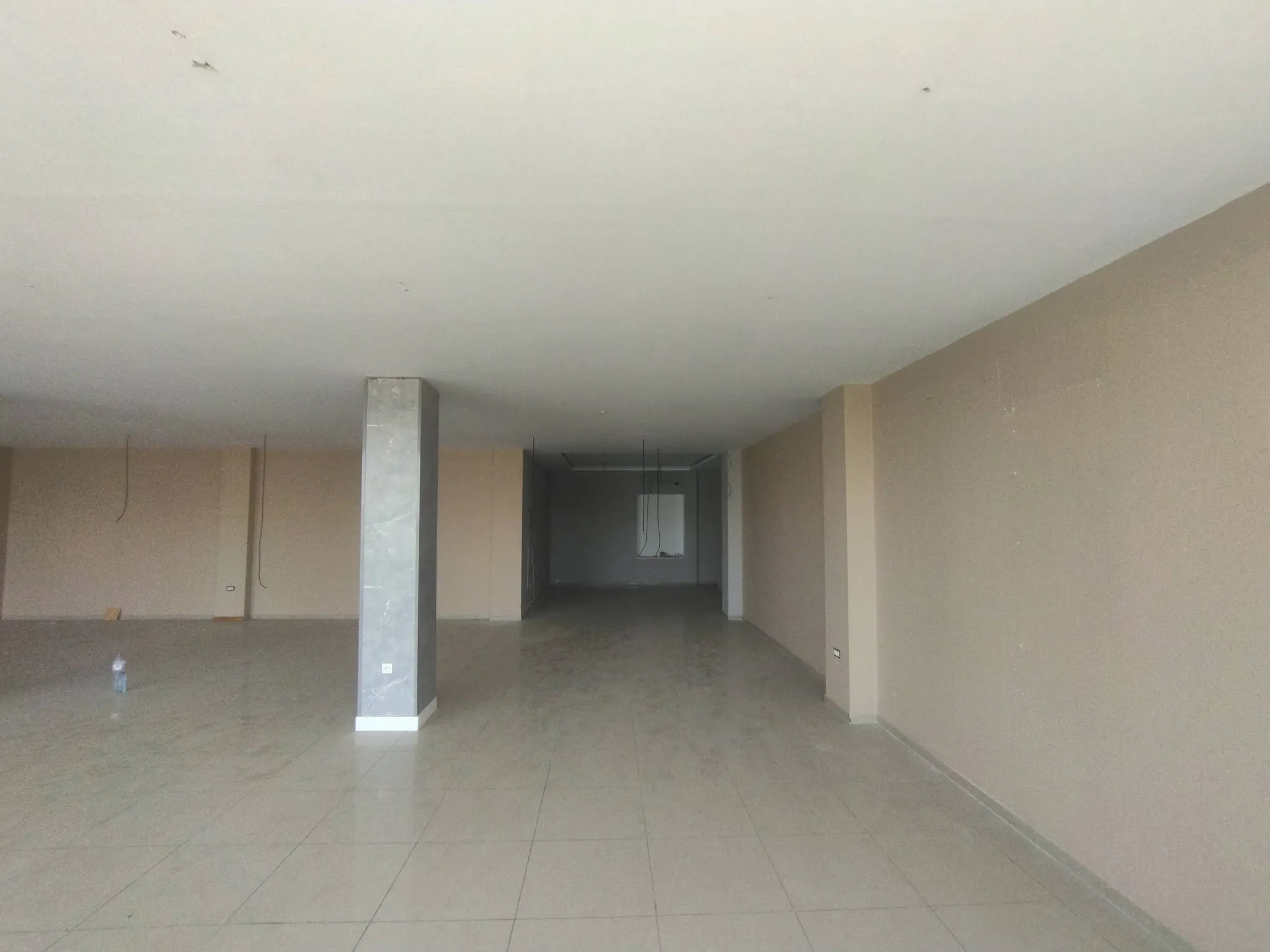 🔴⚫️ HRIMMO – À LOUER | OPEN SPACE DE 200 m² À CHARGUIA 1 