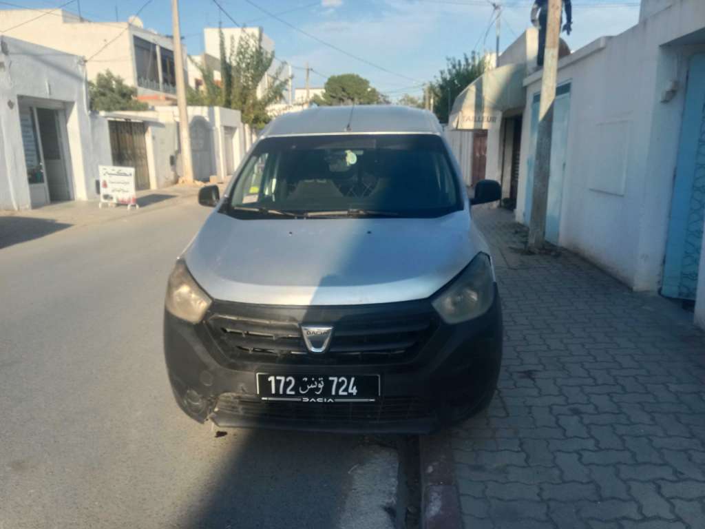 Daccia dokker model 2012