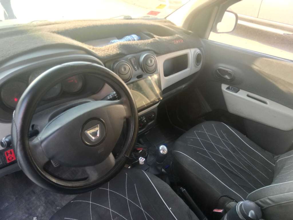 Daccia dokker model 2012