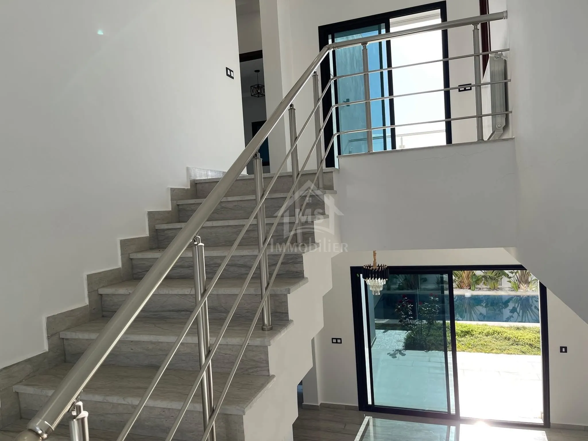 Villa S+4 toute neuve avec jardin et piscine Ă Hammamet Sud 51355351