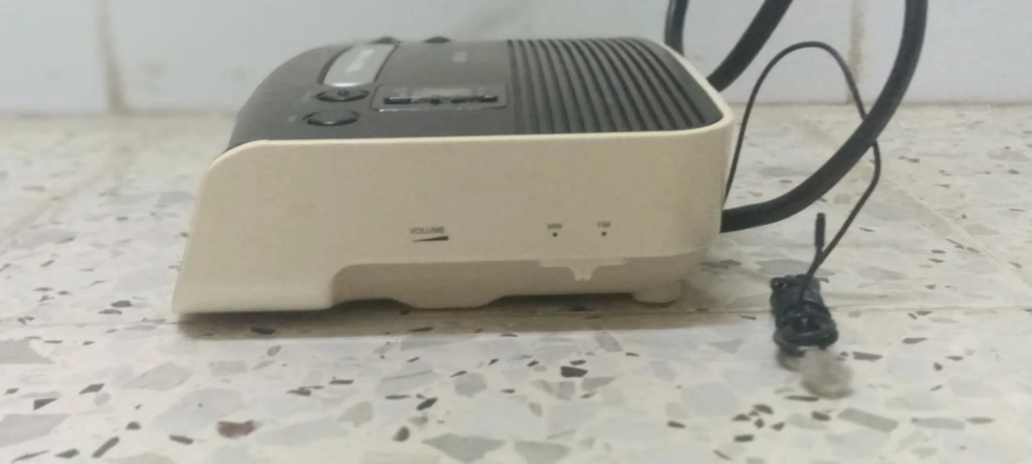 Radio rĂ©veil Philips vintage đČđ©