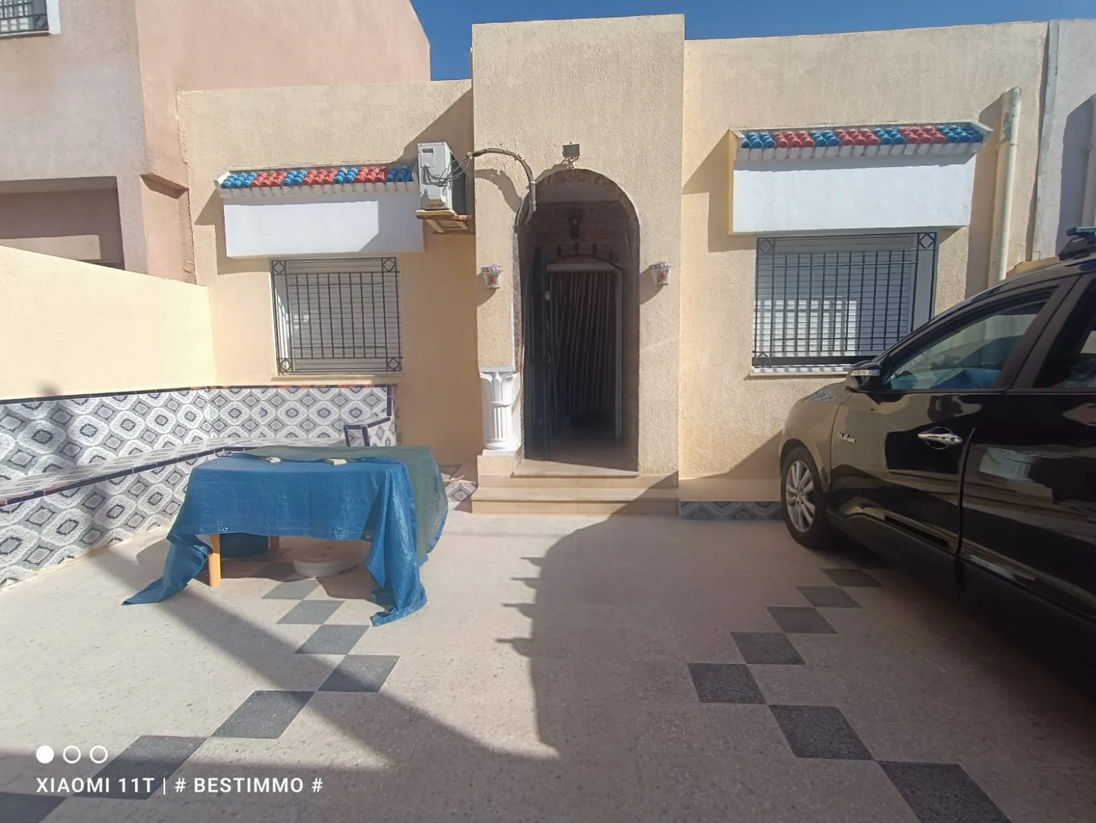 A vendre villa S+2 cité chaker