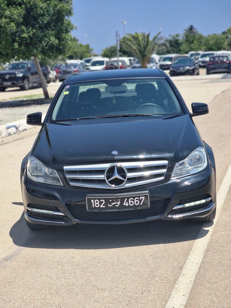 Mercedes Benz c180