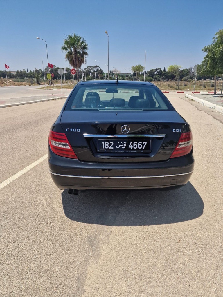 Mercedes Benz c180