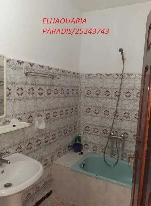 A vendre Une maison au centre ville el haouaria