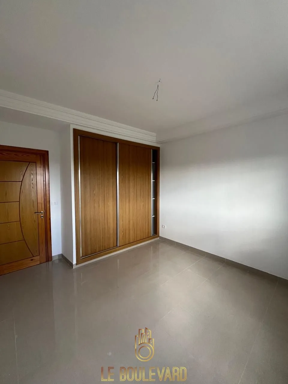 A Louer Etage De Villa S+3 Haut Standing Vue Sur Mer à Sidi Mahersi, Nabeul