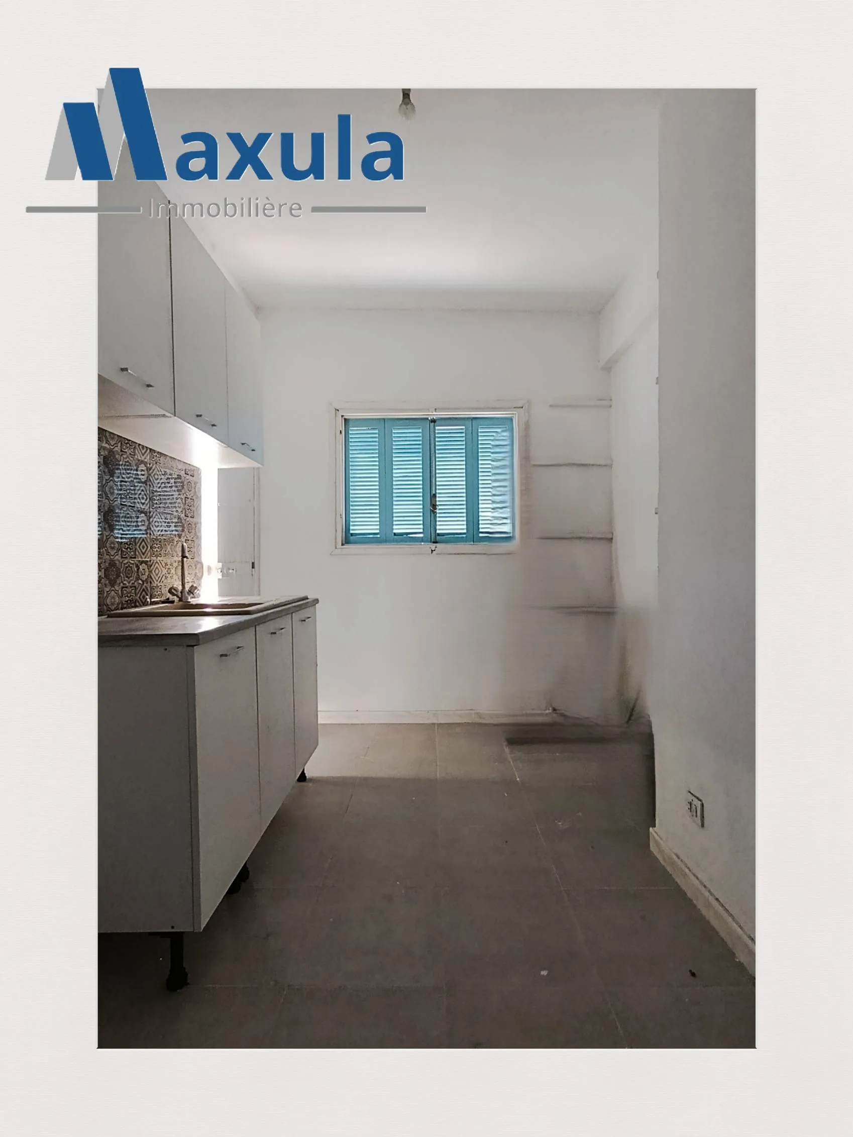 À VENDRE APPARTEMENT S+2 SANS VIS-À-VIS À RADES SNIT