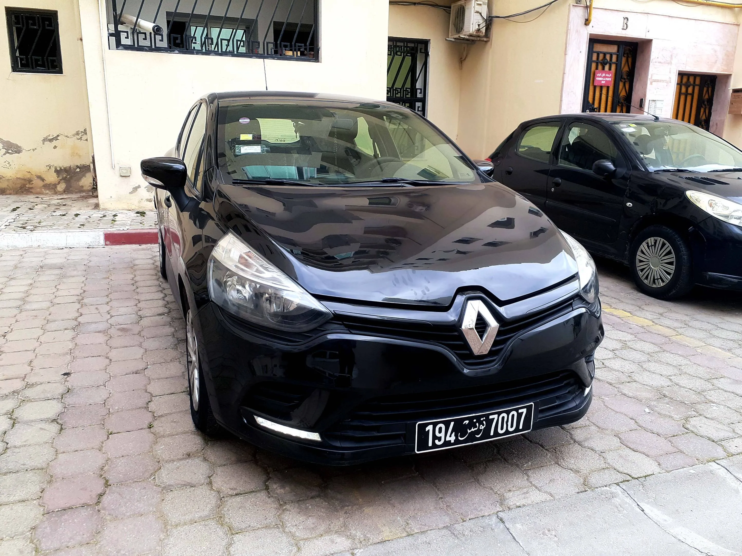 RENAULT CLIO 4 tu 194 تسجيل أول
