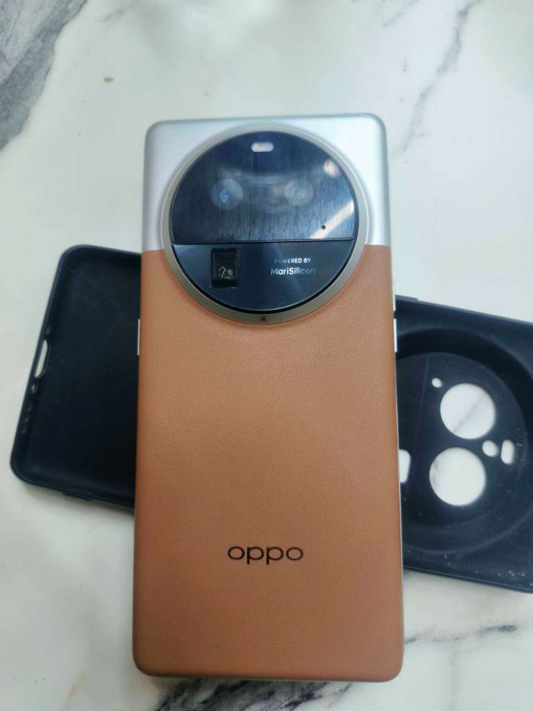 Echange Oppo find x6 pro 