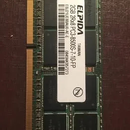   RAM   ddr3 (1GB  ,  2GB  ) + Carte réseau wifi 