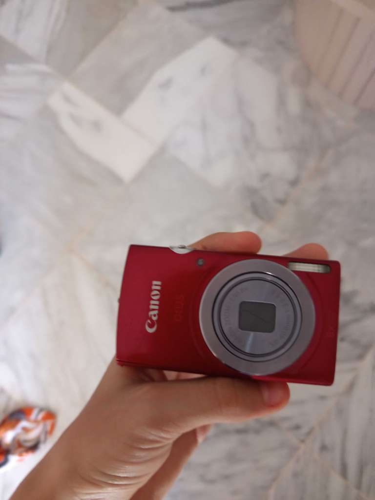 Camera canon ixus 160 sans chargeur