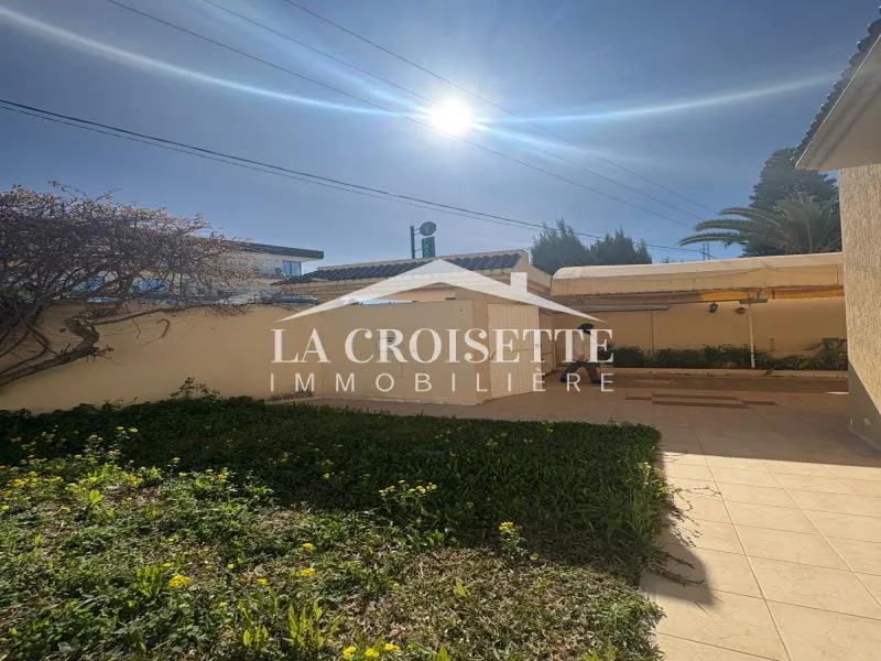 Villa s5 avec piscine à La Soukra MVL0080