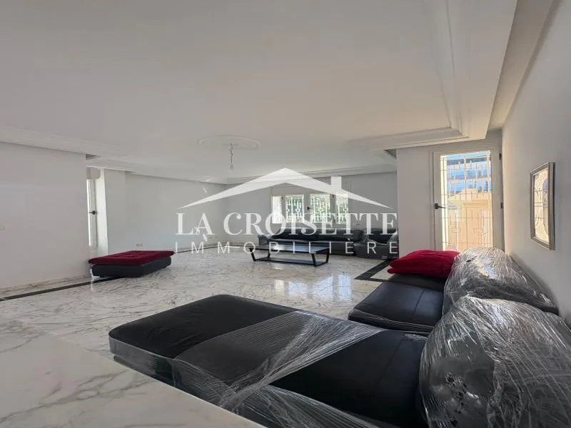 Villa s5 avec piscine à La Soukra MVL0080