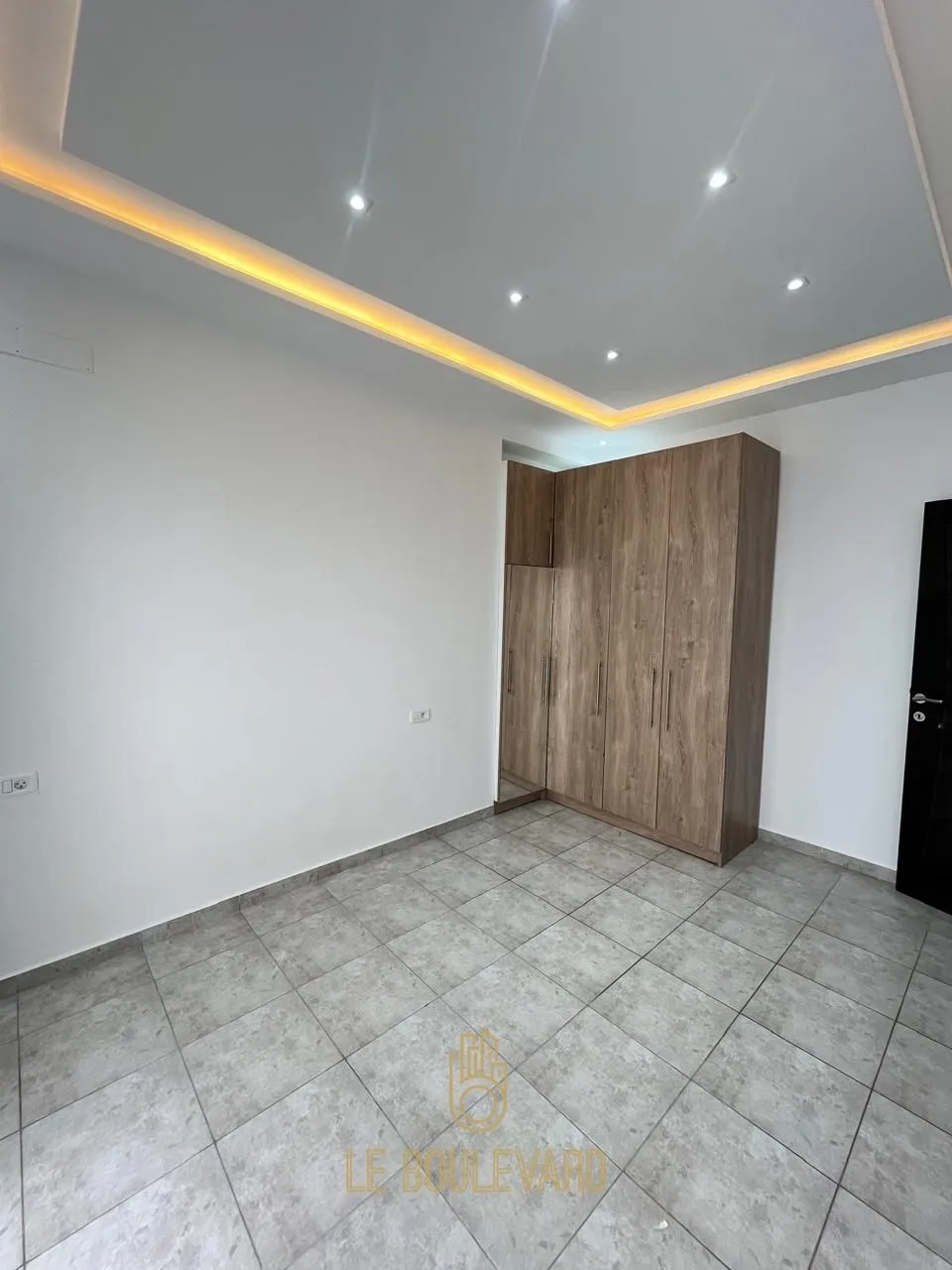 A Louer Etage De Villa S+1 Haut Standing à Mrezga, Nabeul