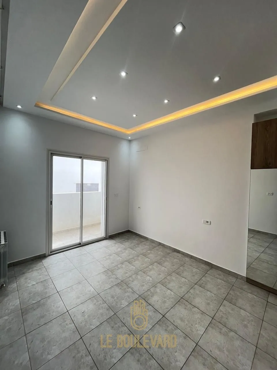 A Louer Etage De Villa S+1 Haut Standing à Mrezga, Nabeul