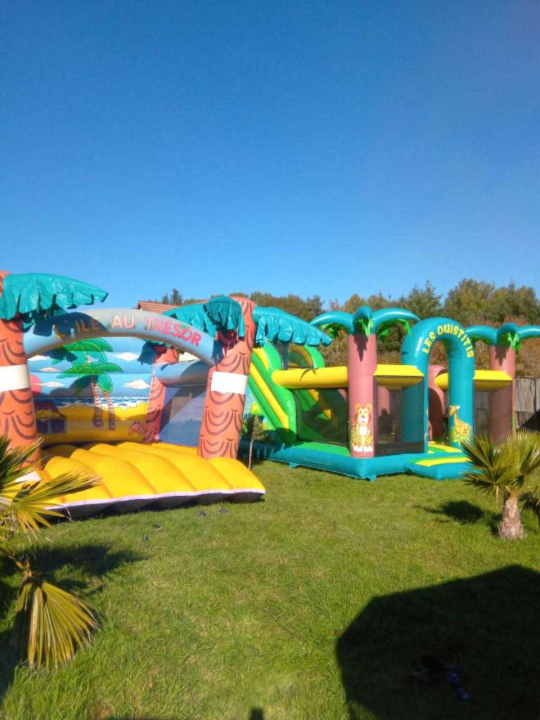Gonflable trampoline