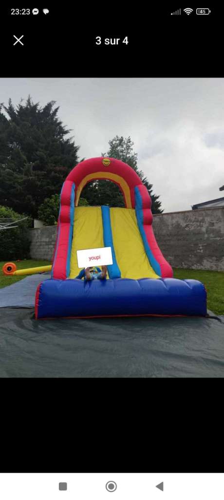 Gonflable trampoline