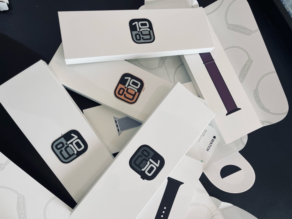 Apple watch sereis 10 cacheté