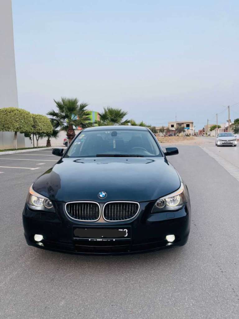BMW E60 