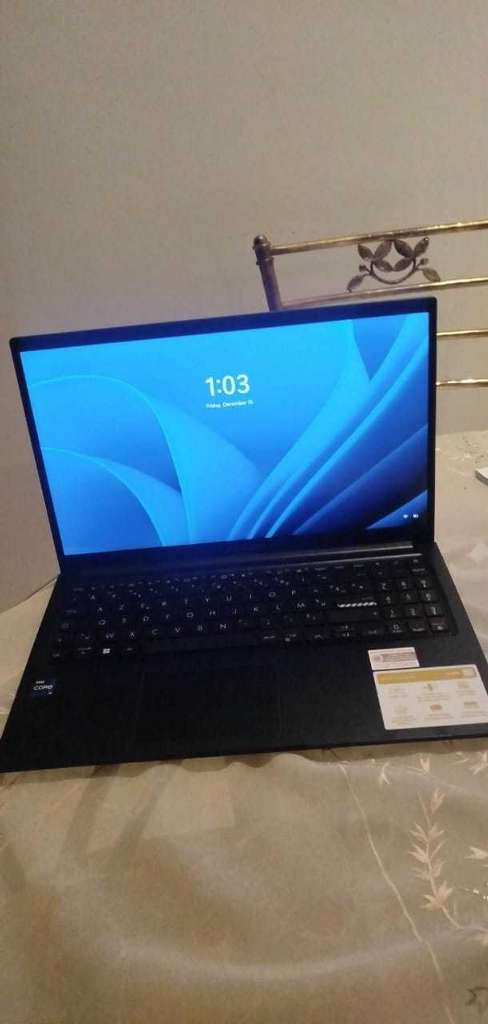 ASUS VIVOBOOK  i9-13eme Ram 24GB NEUF  avec Garantie 