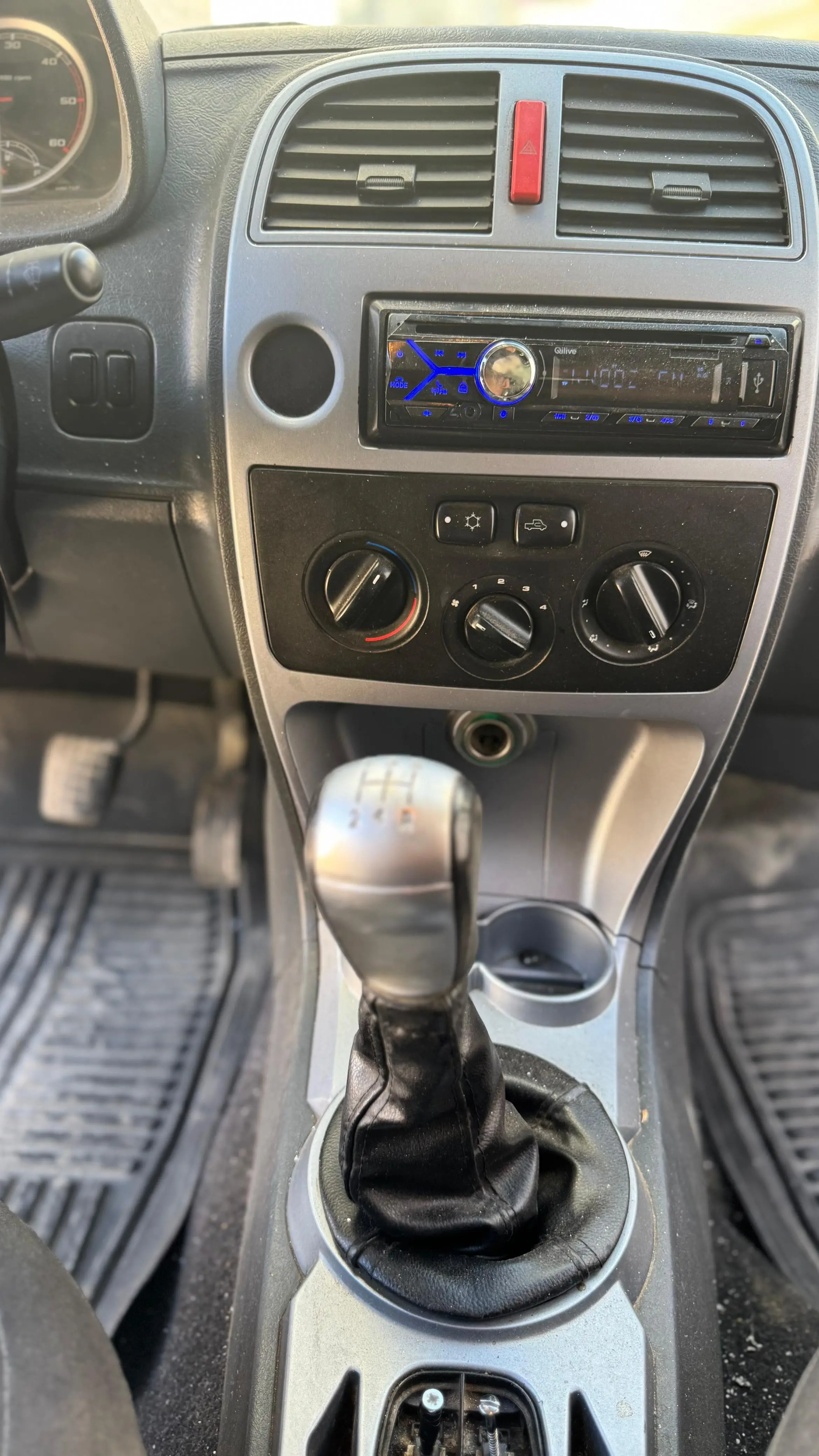 Tata xenon