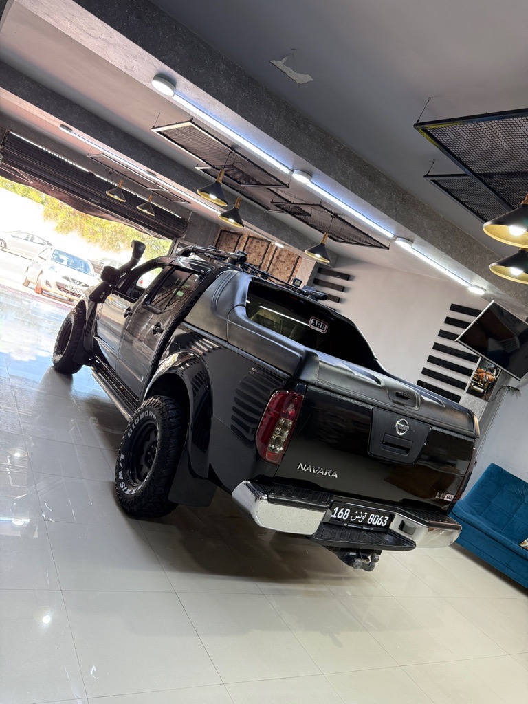 Nissan navara LE