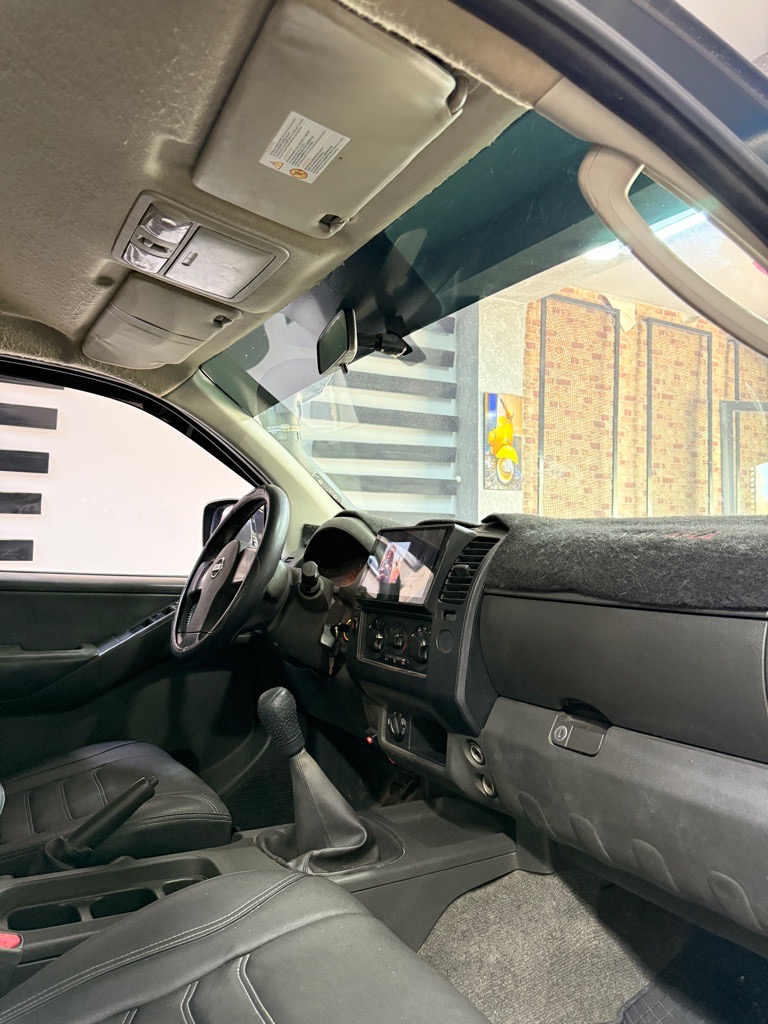 Nissan navara LE